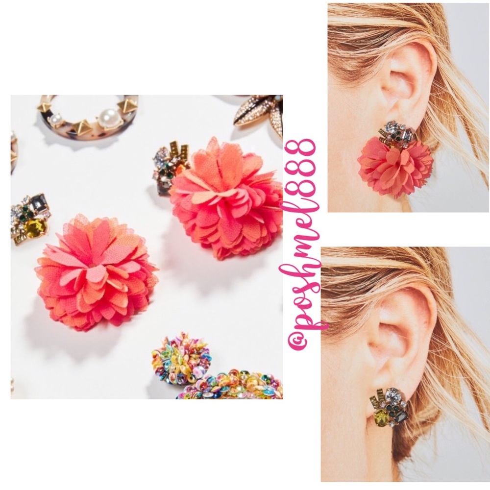Stella & Dot Fun Whimsical [V] 2-in-1 Pouf Coral Red Earrings Statement/…